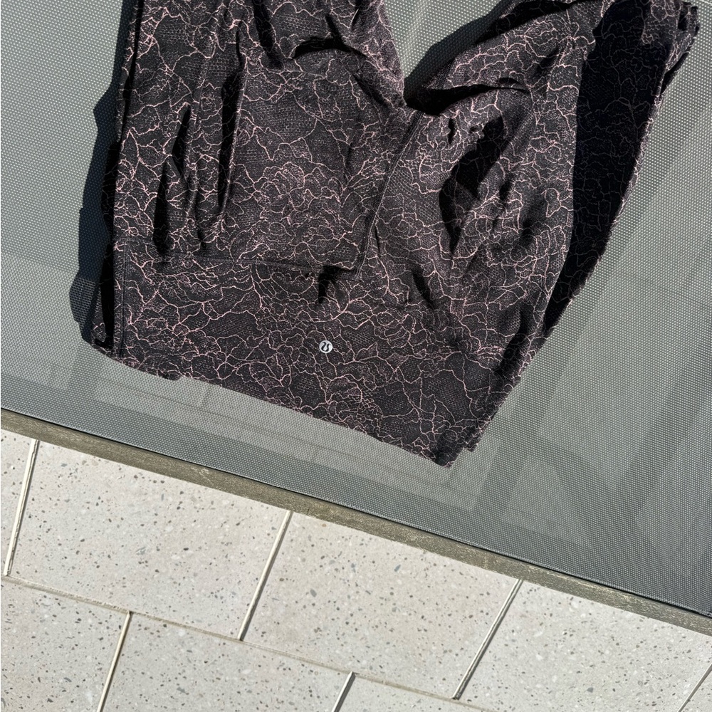 lululemon athletica Black and Pink Leggings Align 28 in